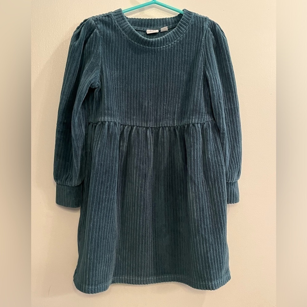 Gap girl’s green corduroy dress, size XS (4-5)